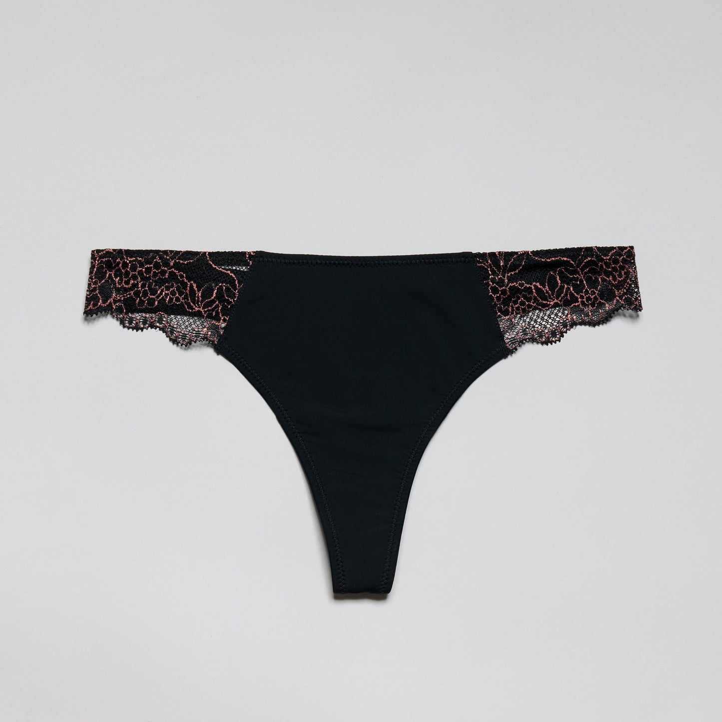 Smooth Lace Thong Black Two-Tone